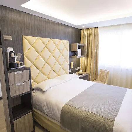 מלון Western Riviera 4*