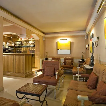 מלון Western Riviera 4*